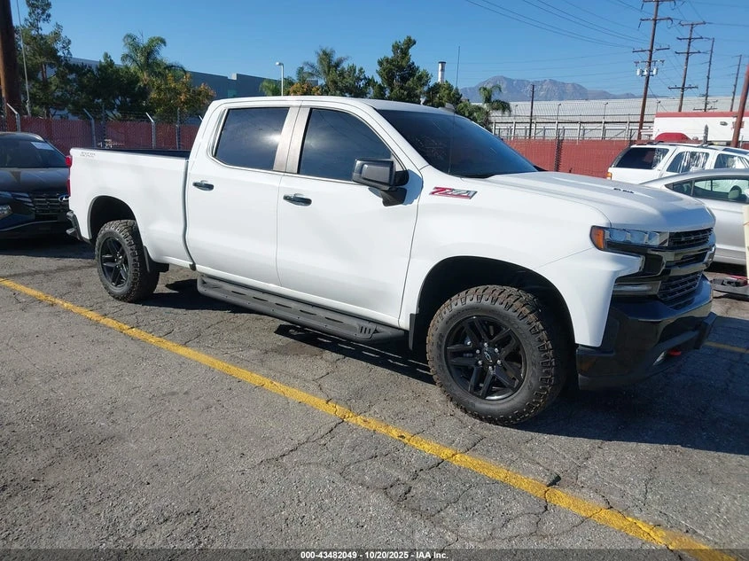 Chevrolet Silverado 6.2l 1500 4Wd Standard Bed Lt Trail Boss