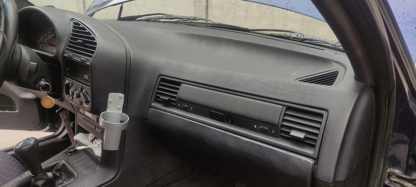 BMW 325 325 TDS, снимка 12 - Автомобили и джипове - 54285517