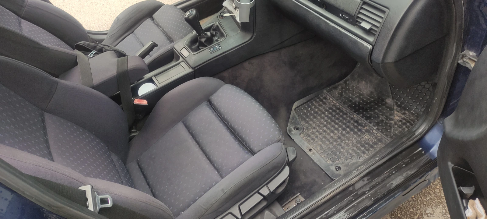 BMW 325 325 TDS, снимка 17 - Автомобили и джипове - 54285517