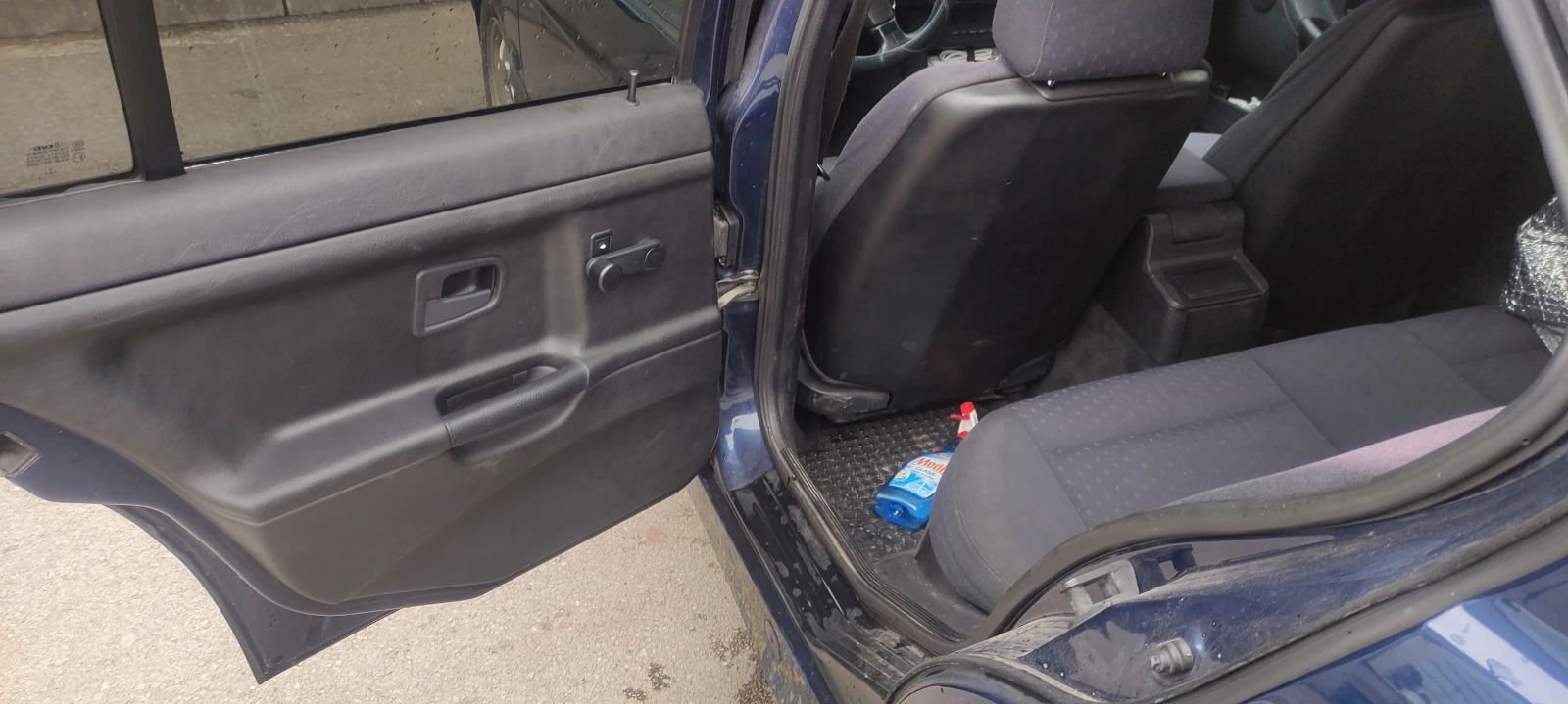 BMW 325 325 TDS, снимка 13 - Автомобили и джипове - 54285517