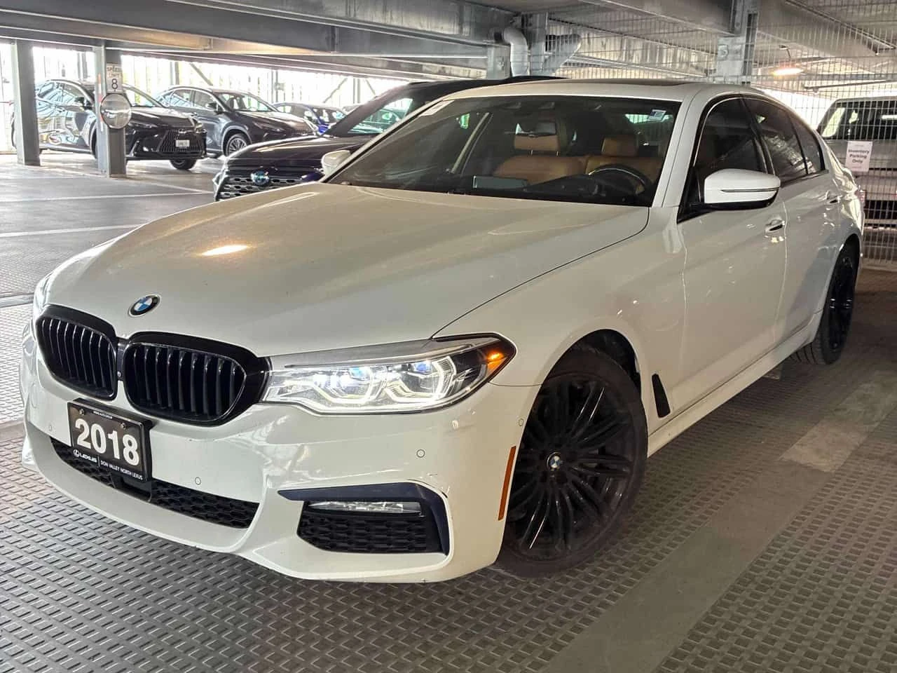 BMW 540 * МАСАЖИ* ДИСТРОНИК* 360 КАМЕРА* ОБДУХВАНЕ* ВАКУМ*