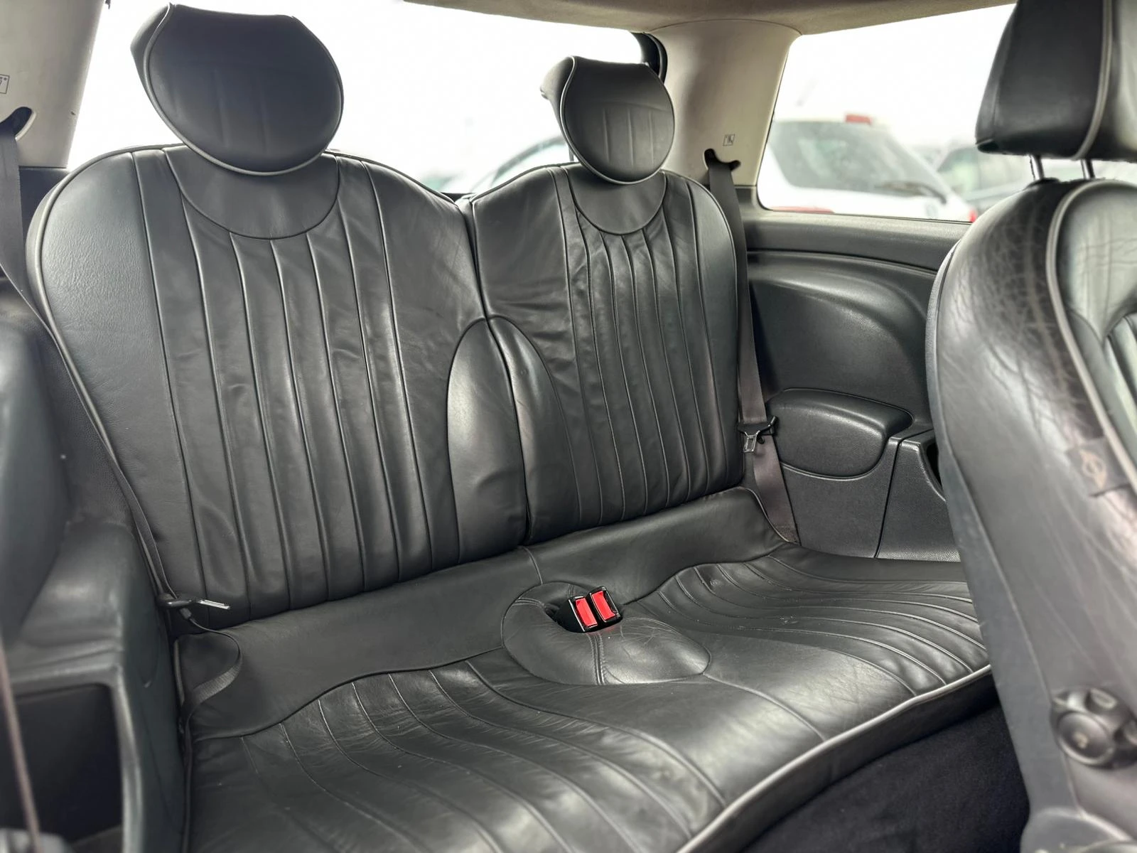 Mini Cooper / ONE D / 1.4D / , снимка 10 - Автомобили и джипове - 54640259