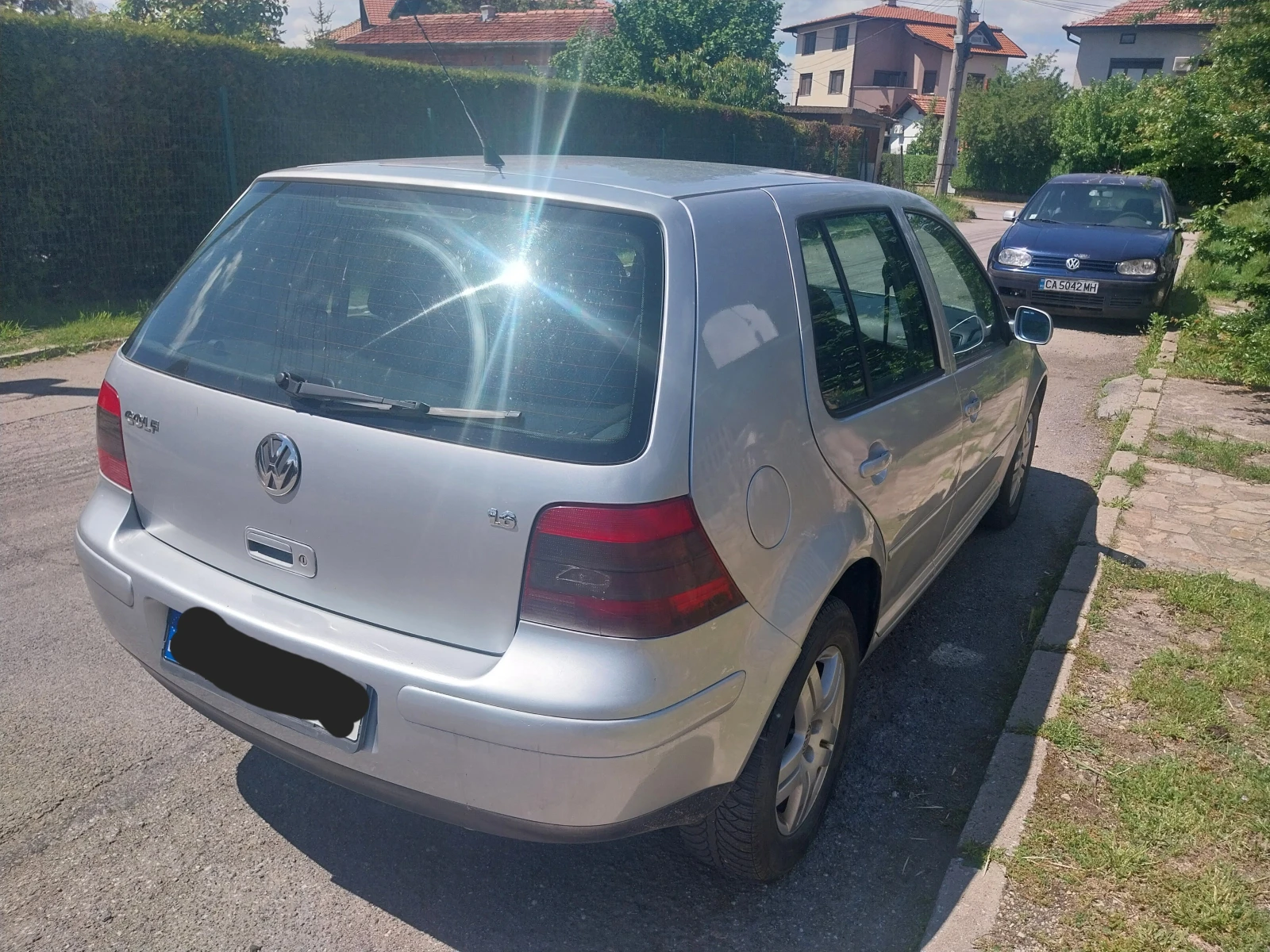 VW Golf 1.6клима  гаражен , снимка 3 - Автомобили и джипове - 54653185