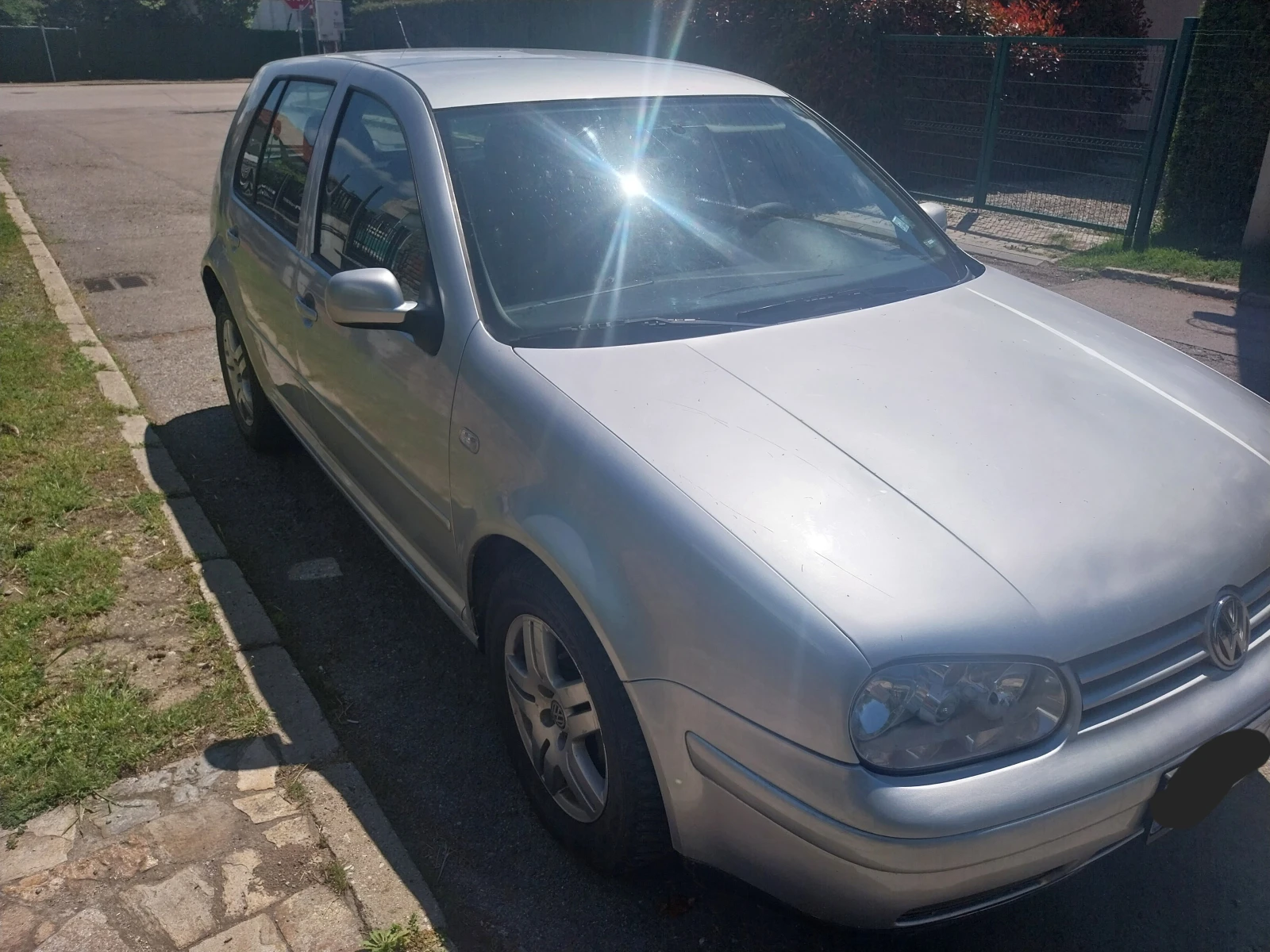 VW Golf 1.6клима  гаражен , снимка 6 - Автомобили и джипове - 54653185