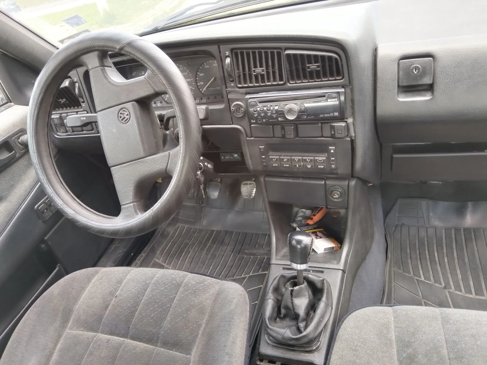 VW Passat 1.8 гаэ, бенэин, снимка 4 - Автомобили и джипове - 54658997