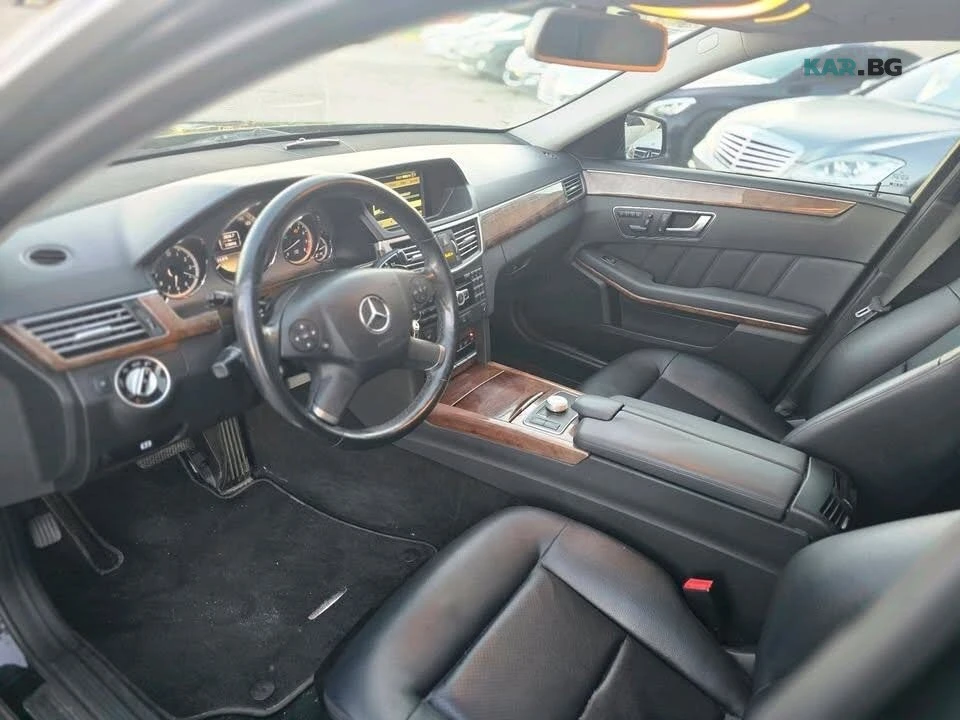 Mercedes-Benz E 300 4MATIC * ����������* (���� �� ��) | Mobile.bg � ����������� 11