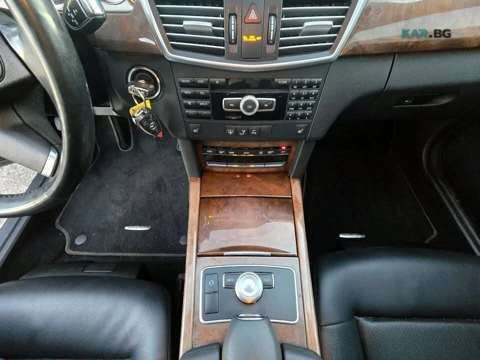 Mercedes-Benz E 300 4MATIC * ����������* (���� �� ��) | Mobile.bg � ����������� 10