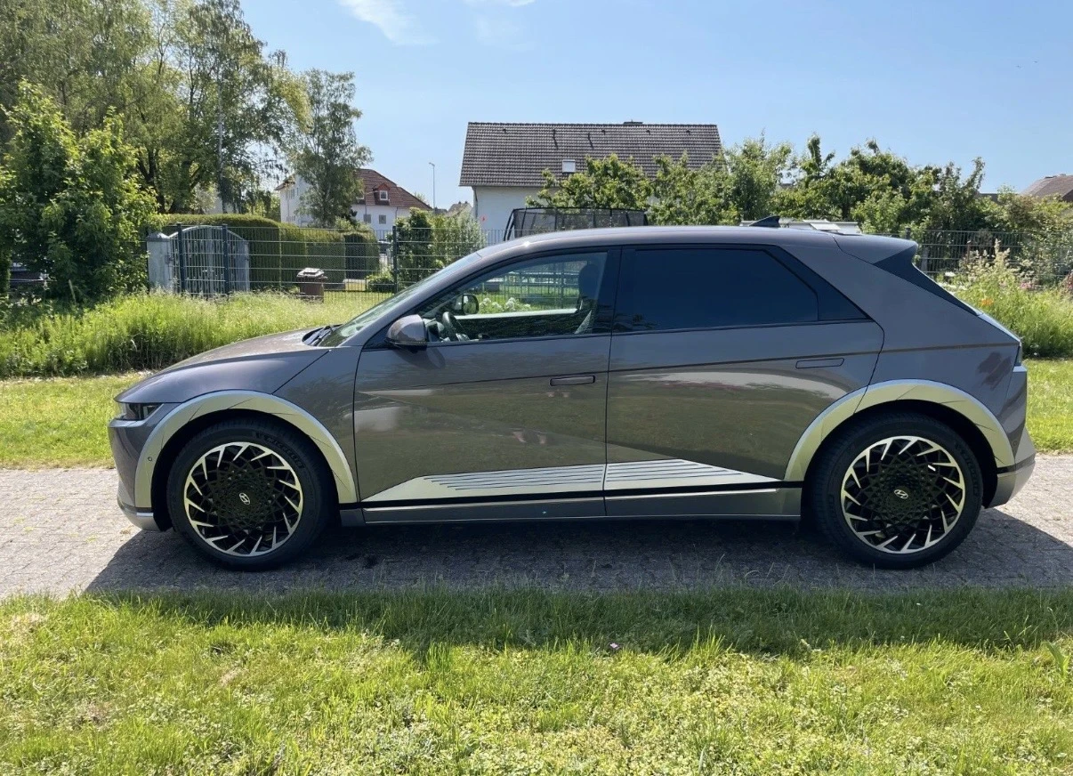 Hyundai Ioniq 5 72.6kw/UNIQ/Гаранция/360/HeadUp/BOSE, снимка 8 - Автомобили и джипове - 54877953