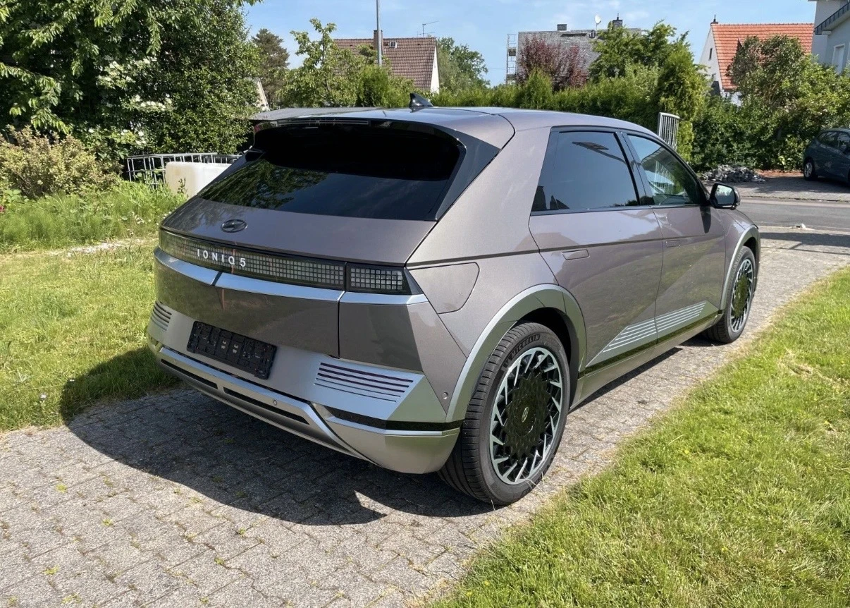 Hyundai Ioniq 5 72.6kw/UNIQ/Гаранция/360/HeadUp/BOSE, снимка 4 - Автомобили и джипове - 54877953
