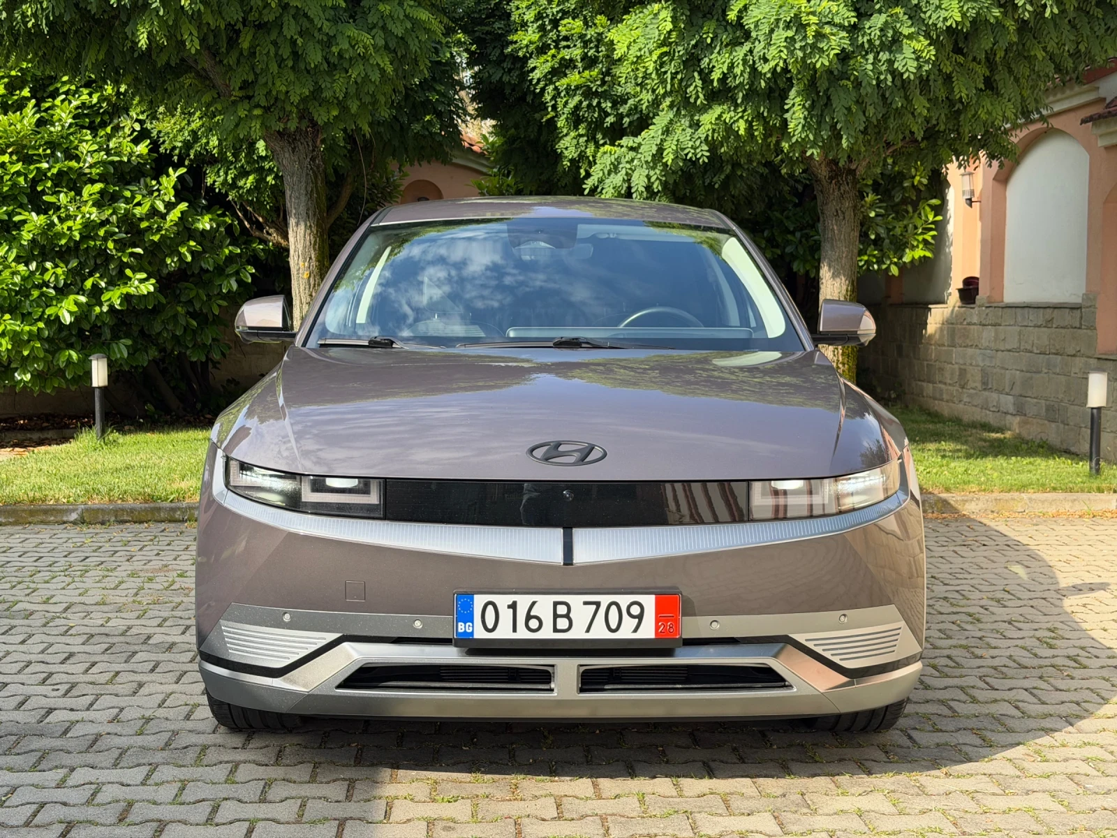Hyundai Ioniq 5 72.6kw/UNIQ/Гаранция/360/HeadUp/BOSE, снимка 2 - Автомобили и джипове - 55158493