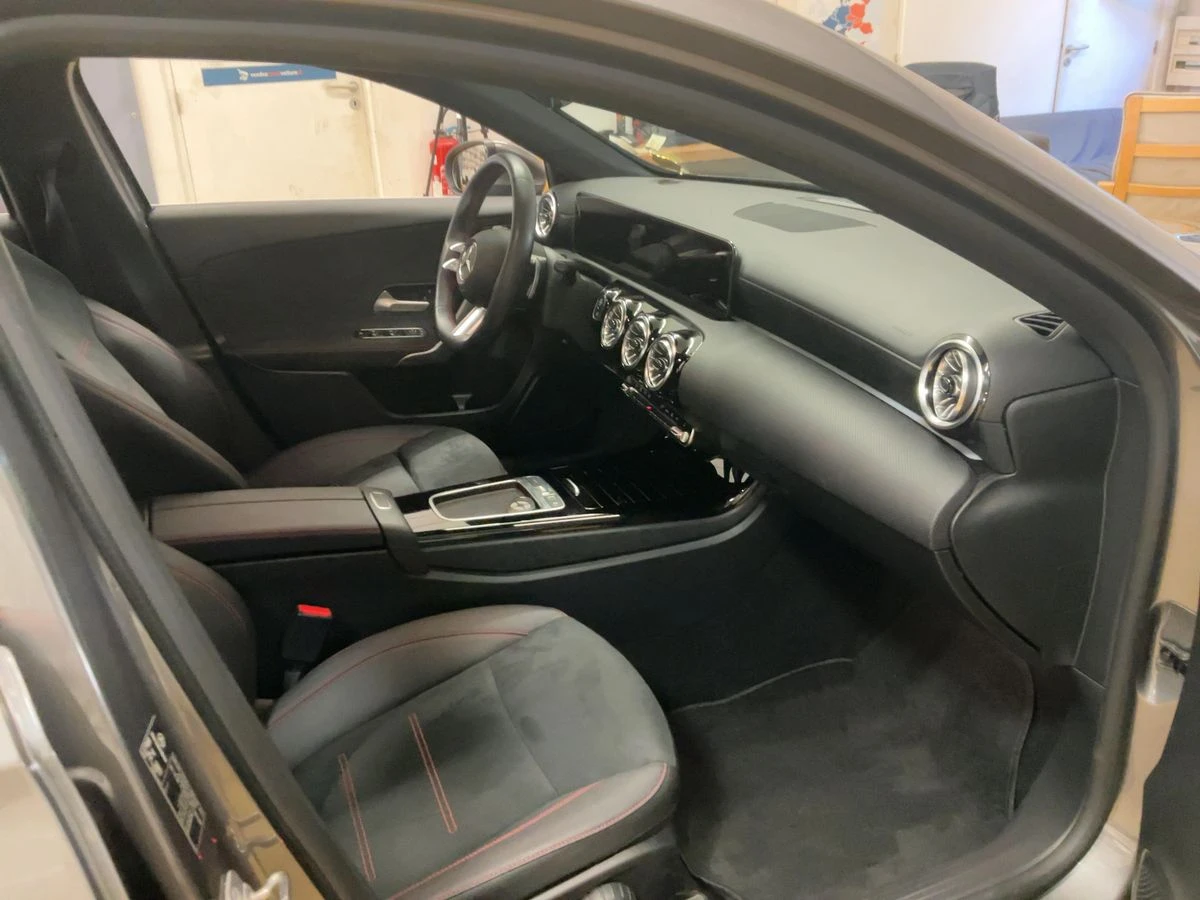 Mercedes-Benz A 200 d AMG Line/Дигитално/Задна камера , снимка 6 - Автомобили и джипове - 55504539