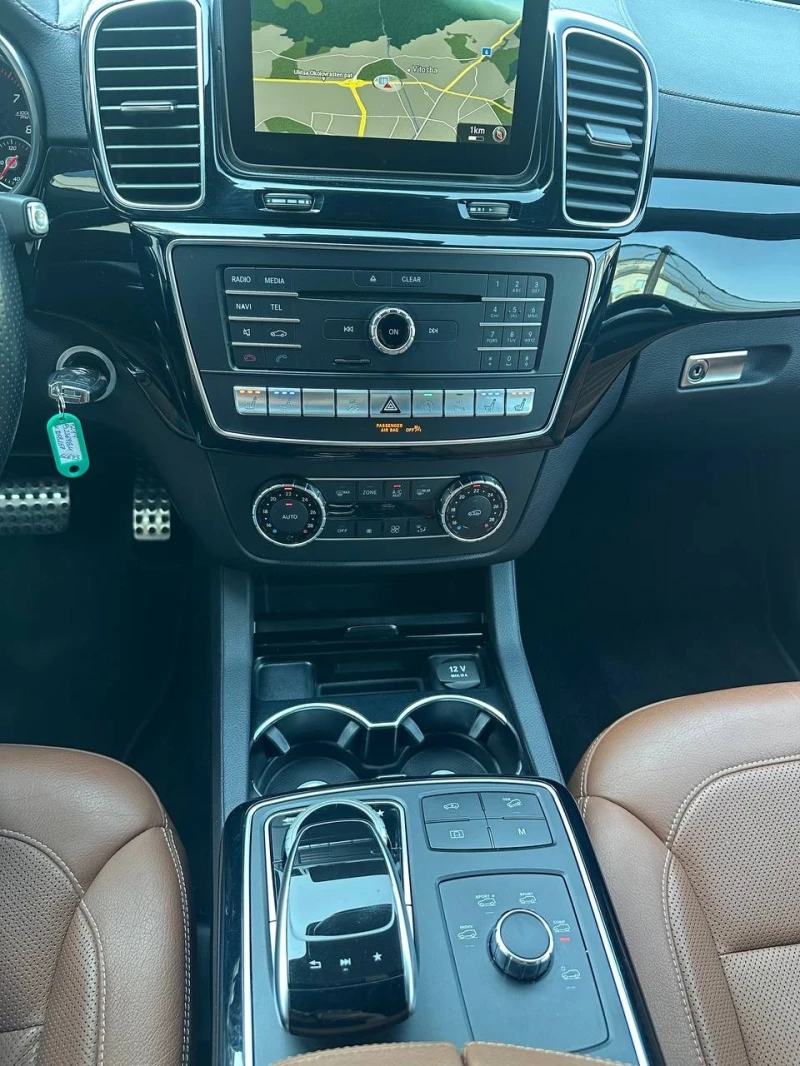 Mercedes-Benz GLE 43 AMG ОБДУХВАНЕ* РЕАЛНИ КМ* Exclusive 360* Distronic, снимка 13 - Автомобили и джипове - 50850639