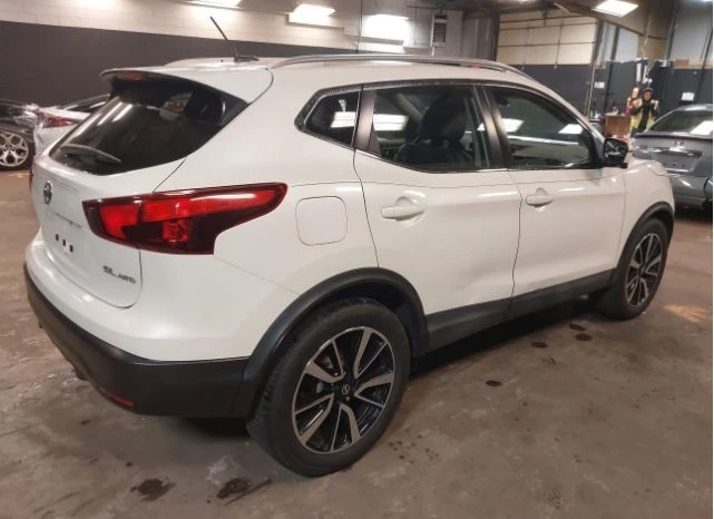 Nissan Rogue SPORT SL - КРАЙНА ЦЕНА ДО БЪЛГАРИЯ - изображение 8