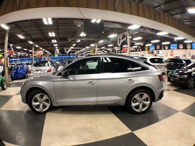 Audi Q5 / Technik S-Line / AWD quattro / ПАНОРАМА /  , снимка 4 - Автомобили и джипове - 53337361