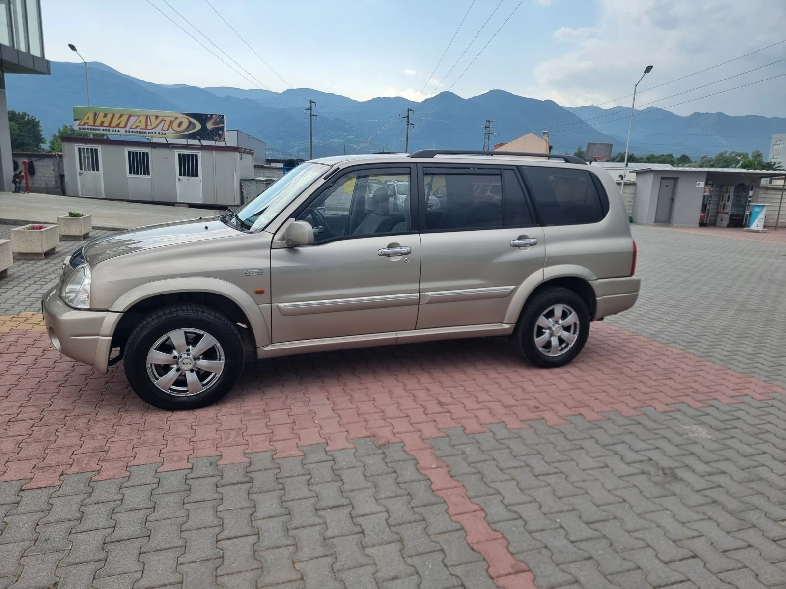 Suzuki Grand vitara  XL 7  2.7 - изображение 2