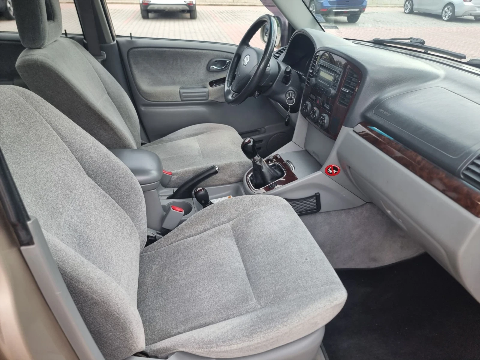 Suzuki Grand vitara  XL 7  2.7 - изображение 10