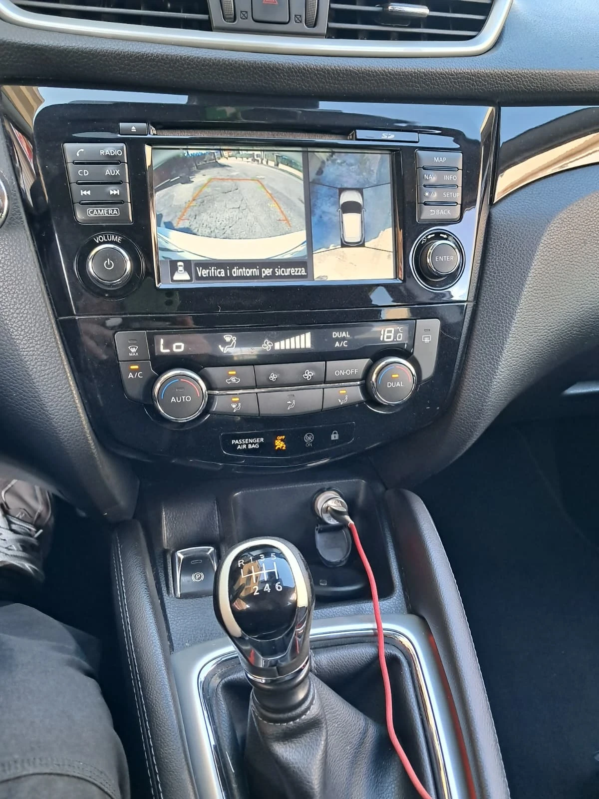 Nissan Qashqai 1.6 dCi 4WD Black Edition (96 kw) EURO 6B | Mobile.bg   16