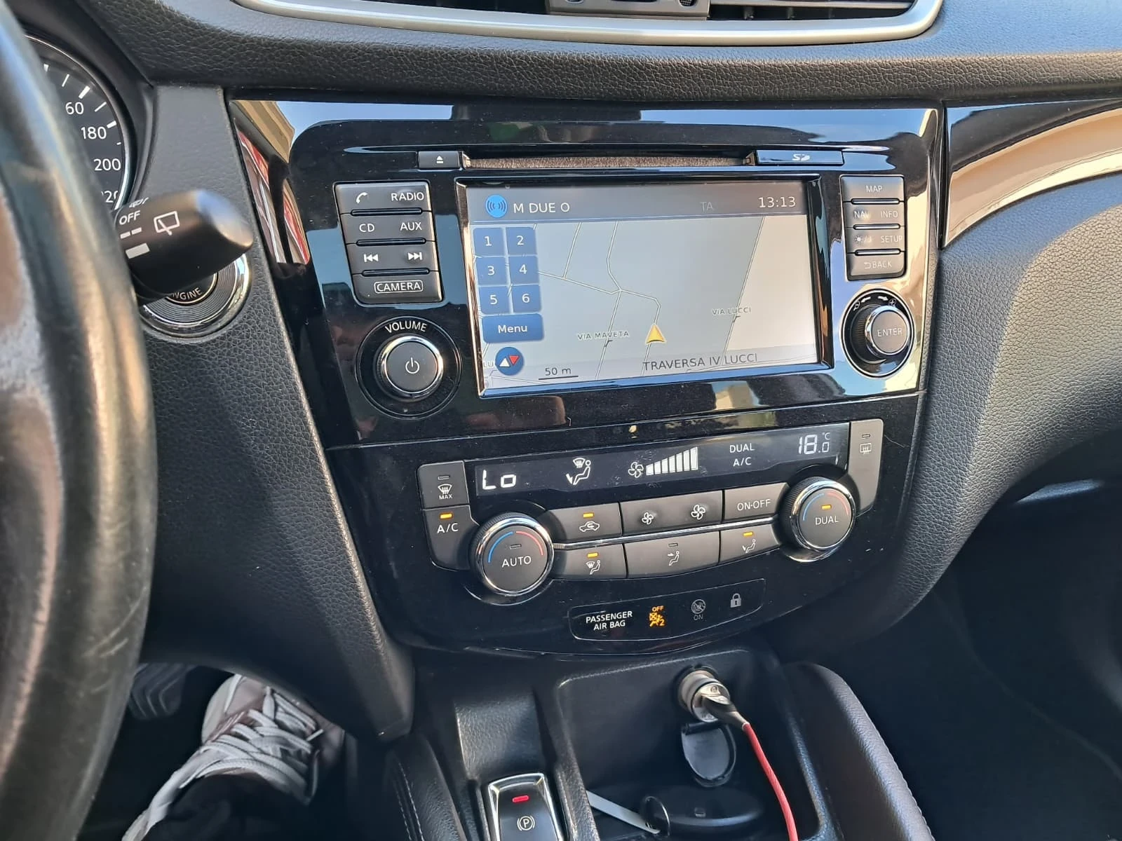 Nissan Qashqai 1.6 dCi 4WD Black Edition (96 kw) EURO 6B - изображение 10