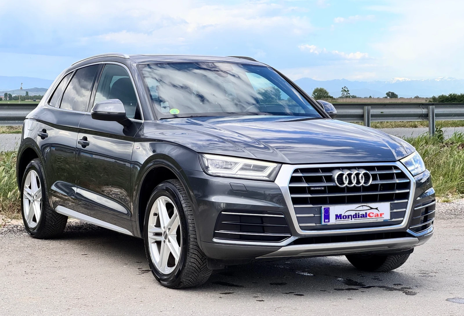 Audi Q5 2.0tdi 190kc DIGITAL/QUATTRO/3xS-LINE/PANO/DISTR