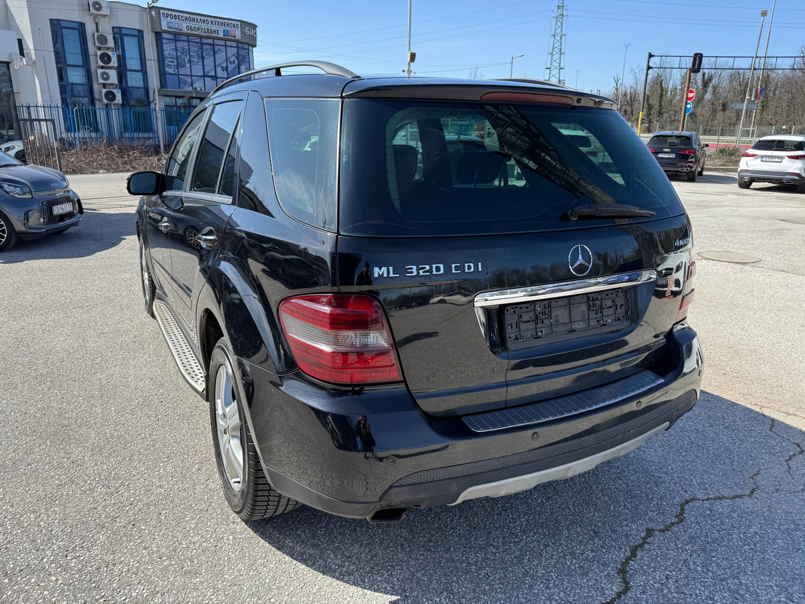 Mercedes-Benz ML 320 AIRMATIC, снимка 7 - Автомобили и джипове - 53769308