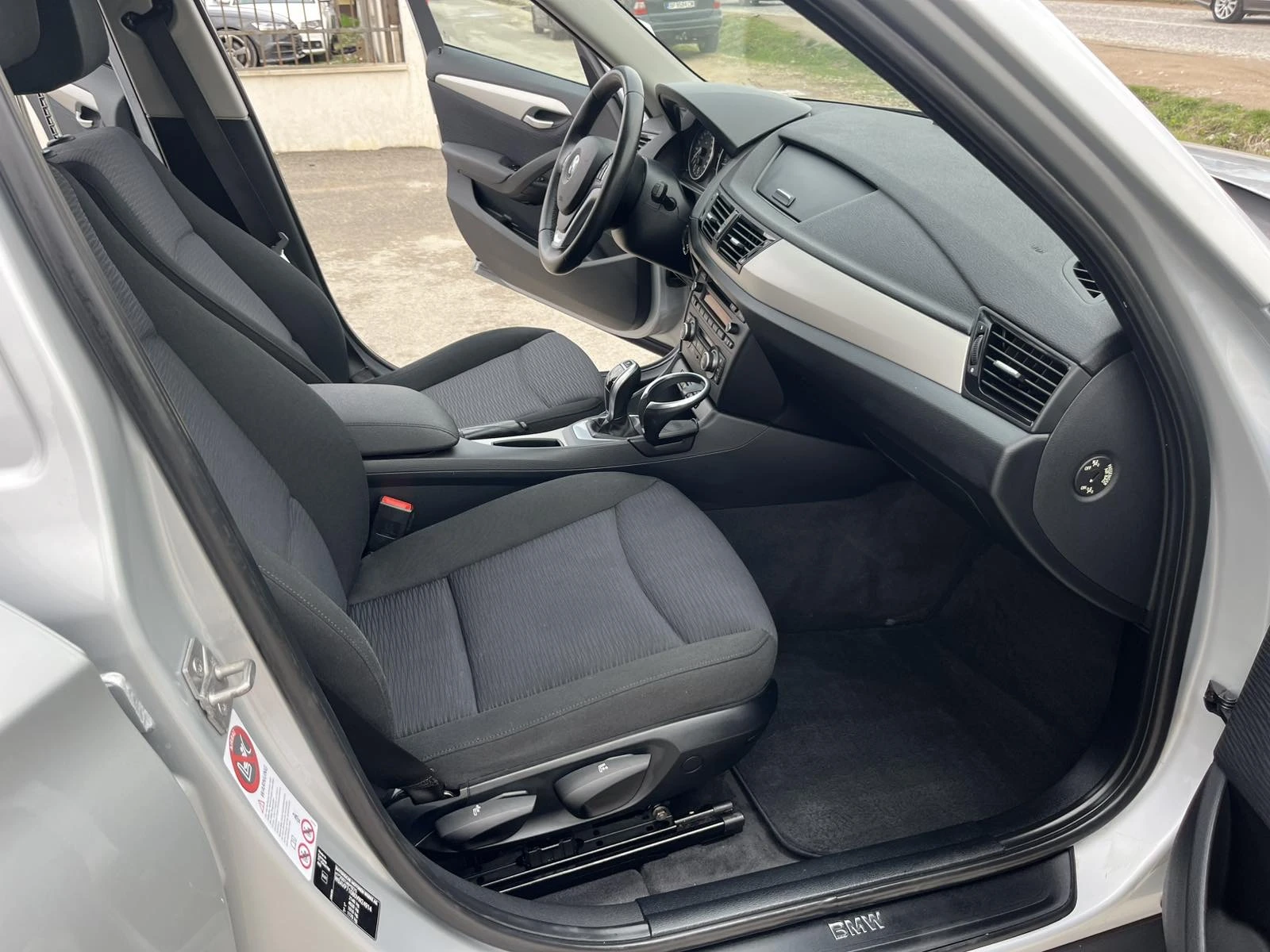 BMW X1 2.0D 184кс  EURO 5B X-DRIVE  LED XENON , снимка 11 - Автомобили и джипове - 53966489