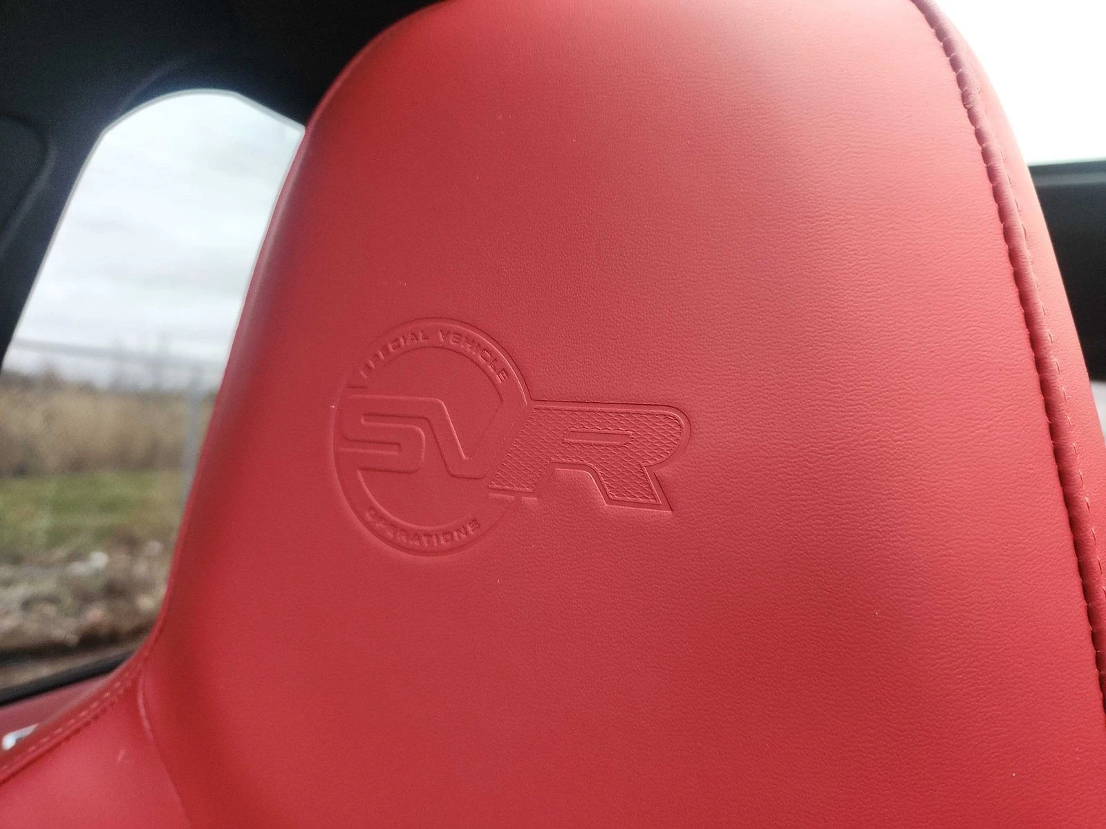 Land Rover Range rover SVR РЕГИСТРАЦИЯ & ОБСЛУЖВАНЕ, снимка 14 - Автомобили и джипове - 54112952