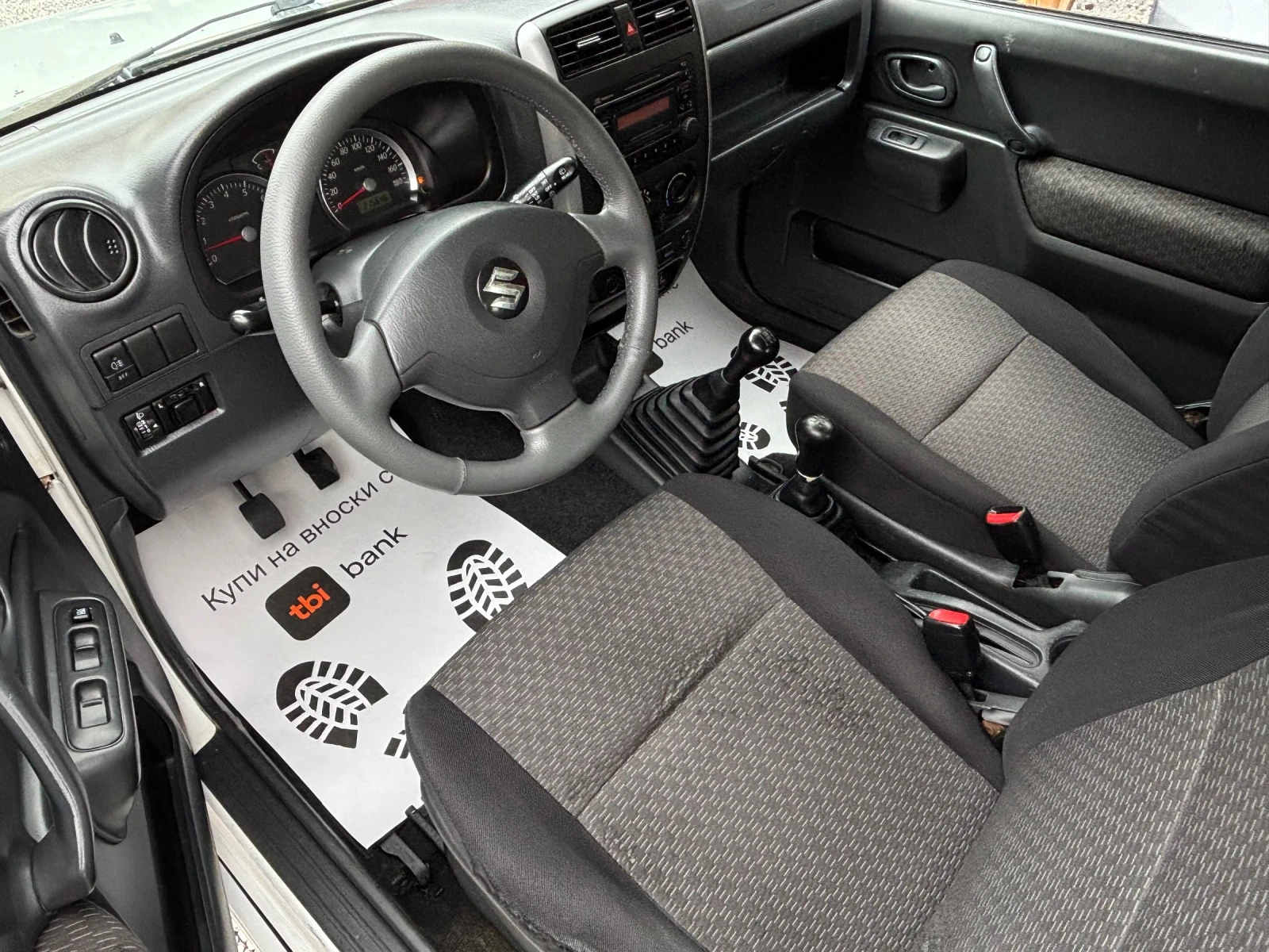 Suzuki Jimny 1.3 i FACE / РЪЧНА РАЗДАТКА / БЕЗ РЪЖДА, снимка 8 - Автомобили и джипове - 54489499
