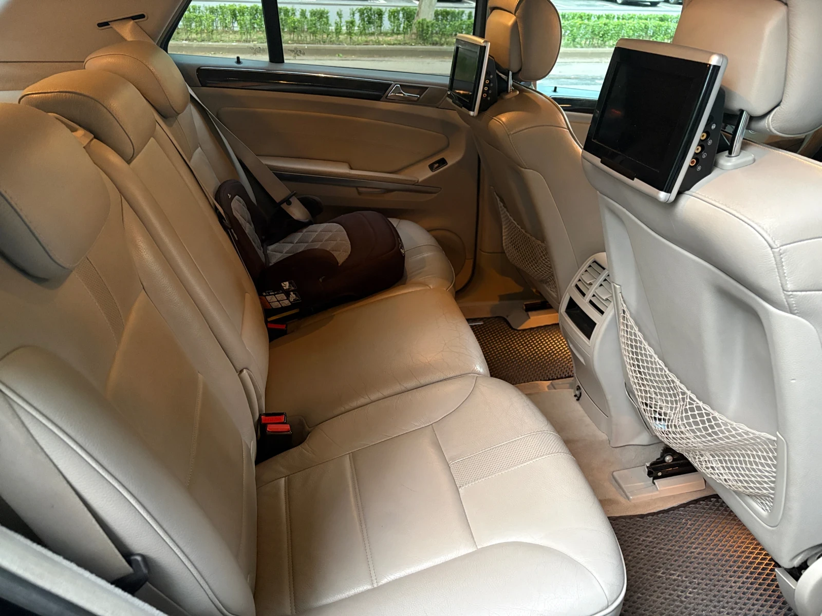Mercedes-Benz ML 320 Premium, снимка 6 - Автомобили и джипове - 54678590