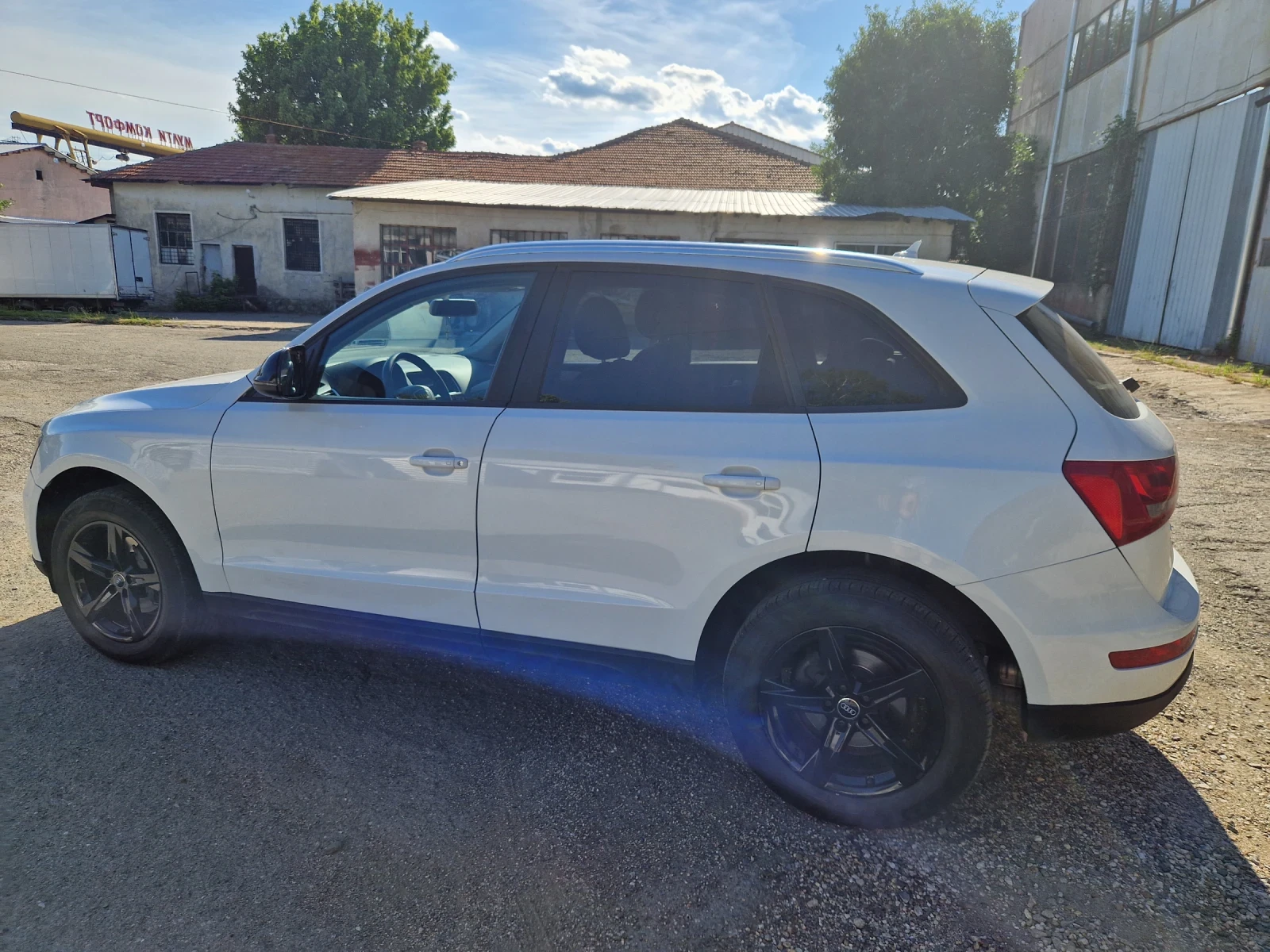 Audi Q5 2.0 177 к.с, снимка 4 - Автомобили и джипове - 54857076