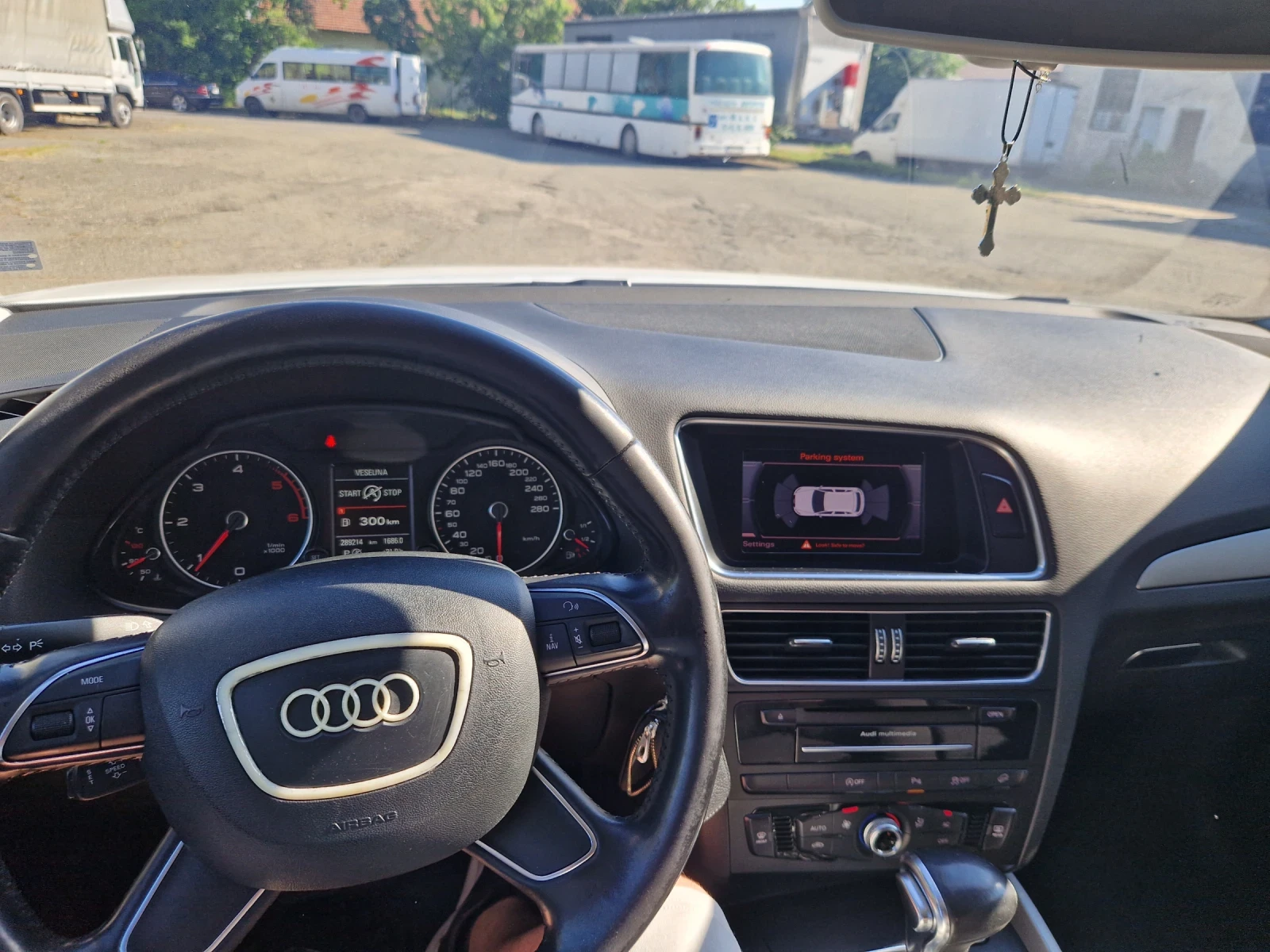 Audi Q5 2.0 177 к.с, снимка 9 - Автомобили и джипове - 54857076
