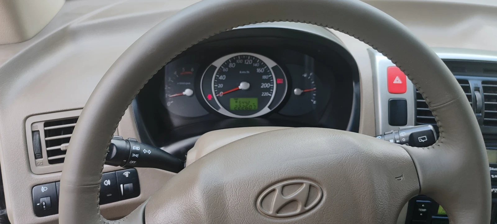 Hyundai Tucson, снимка 9 - Автомобили и джипове - 54940418