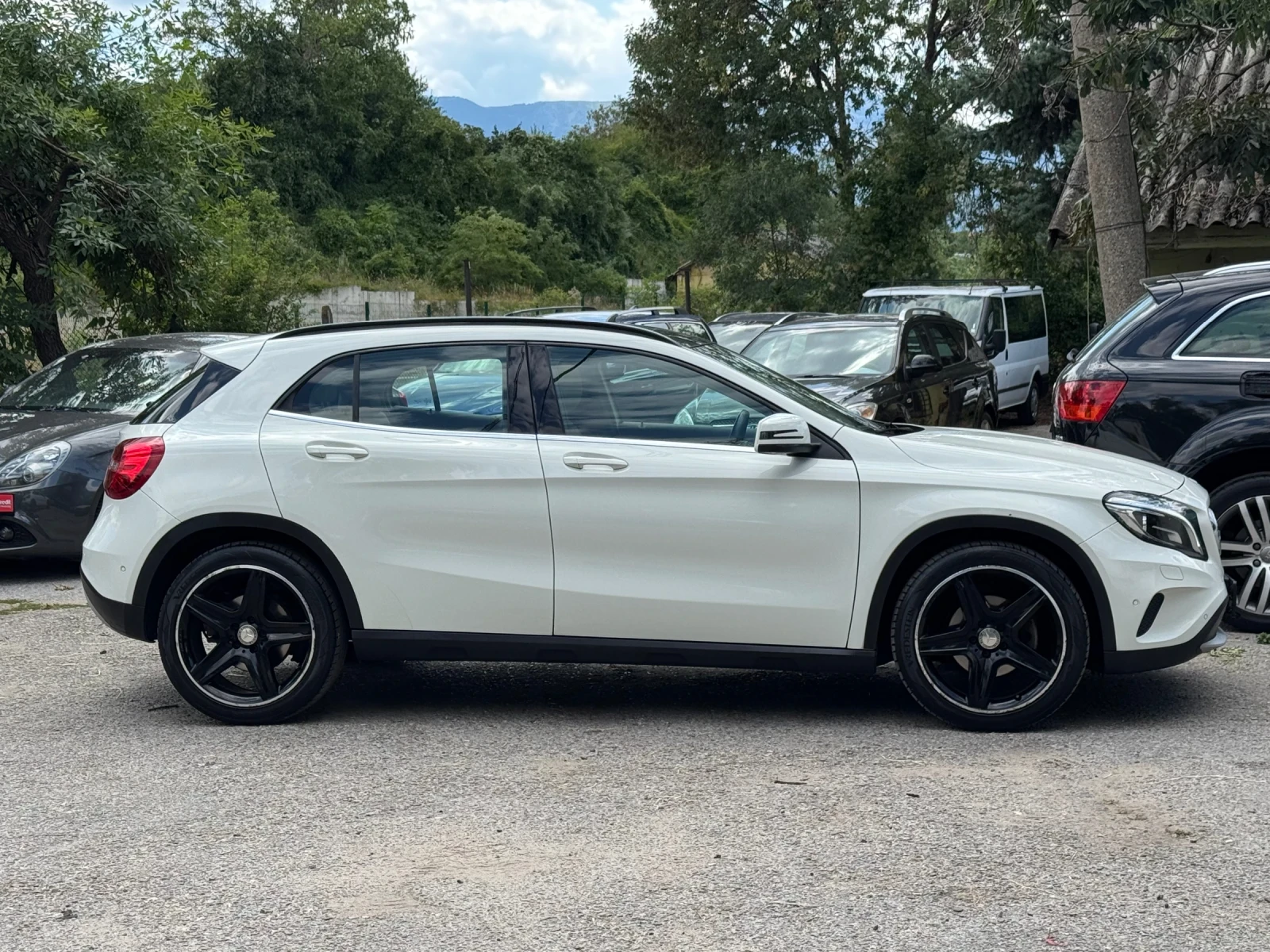 Mercedes-Benz GLA 200 Full Ekstri !!! AMG!! Real km.!, снимка 8 - Автомобили и джипове - 55397635