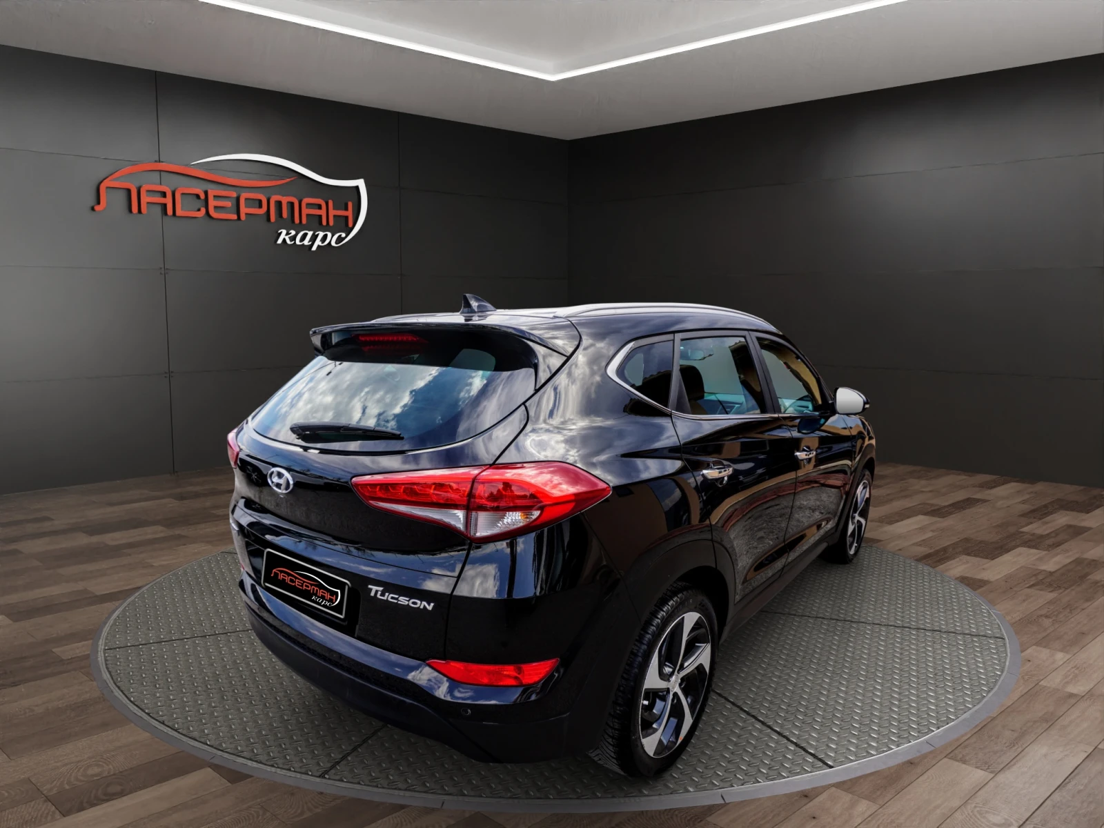 Hyundai Tucson 1.7CRDI XPOSSIBLE DCT, снимка 3 - Автомобили и джипове - 55800879