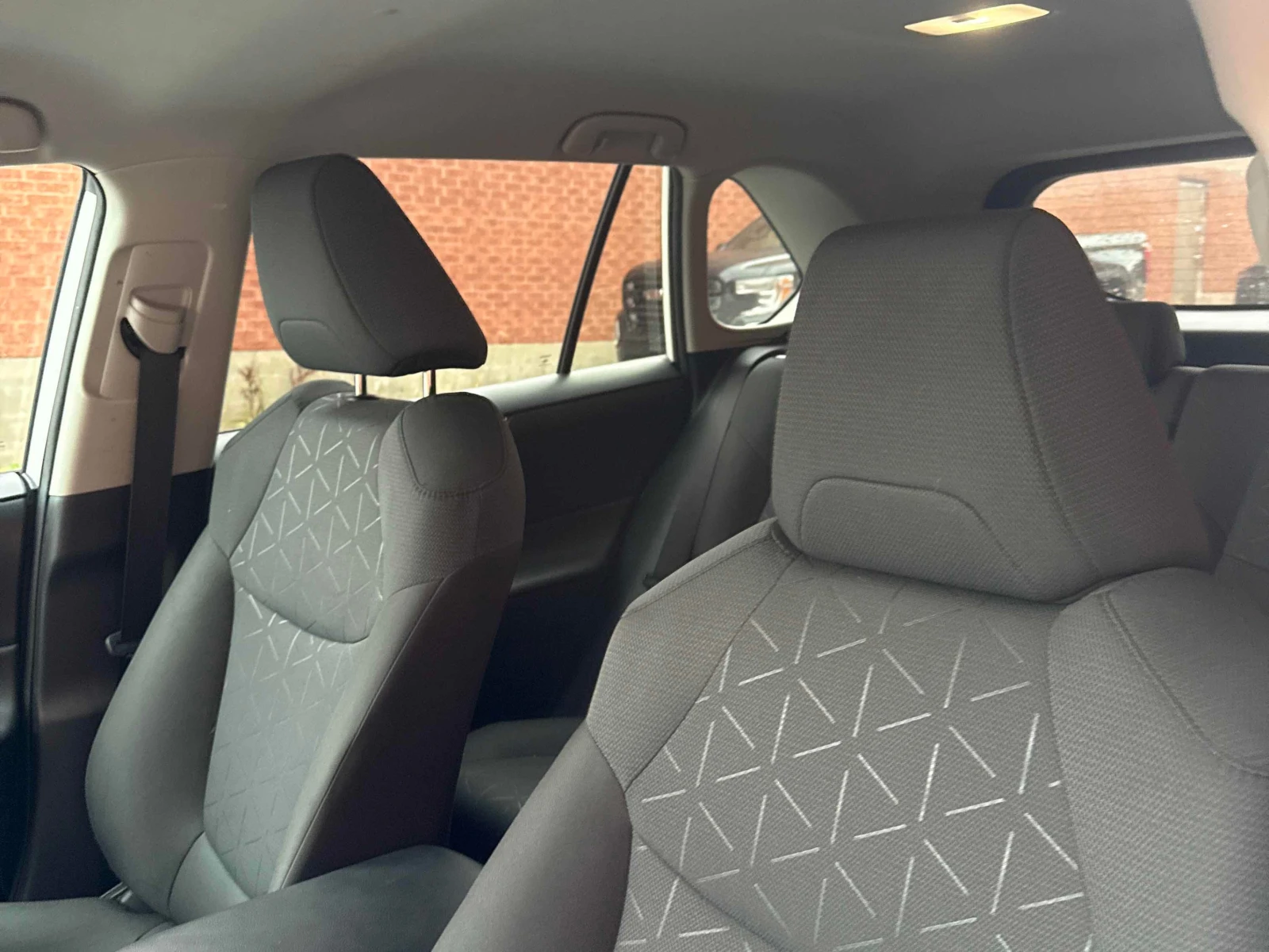 Toyota Rav4 * LE AWD * CARFAX * , снимка 17 - Автомобили и джипове - 56019286