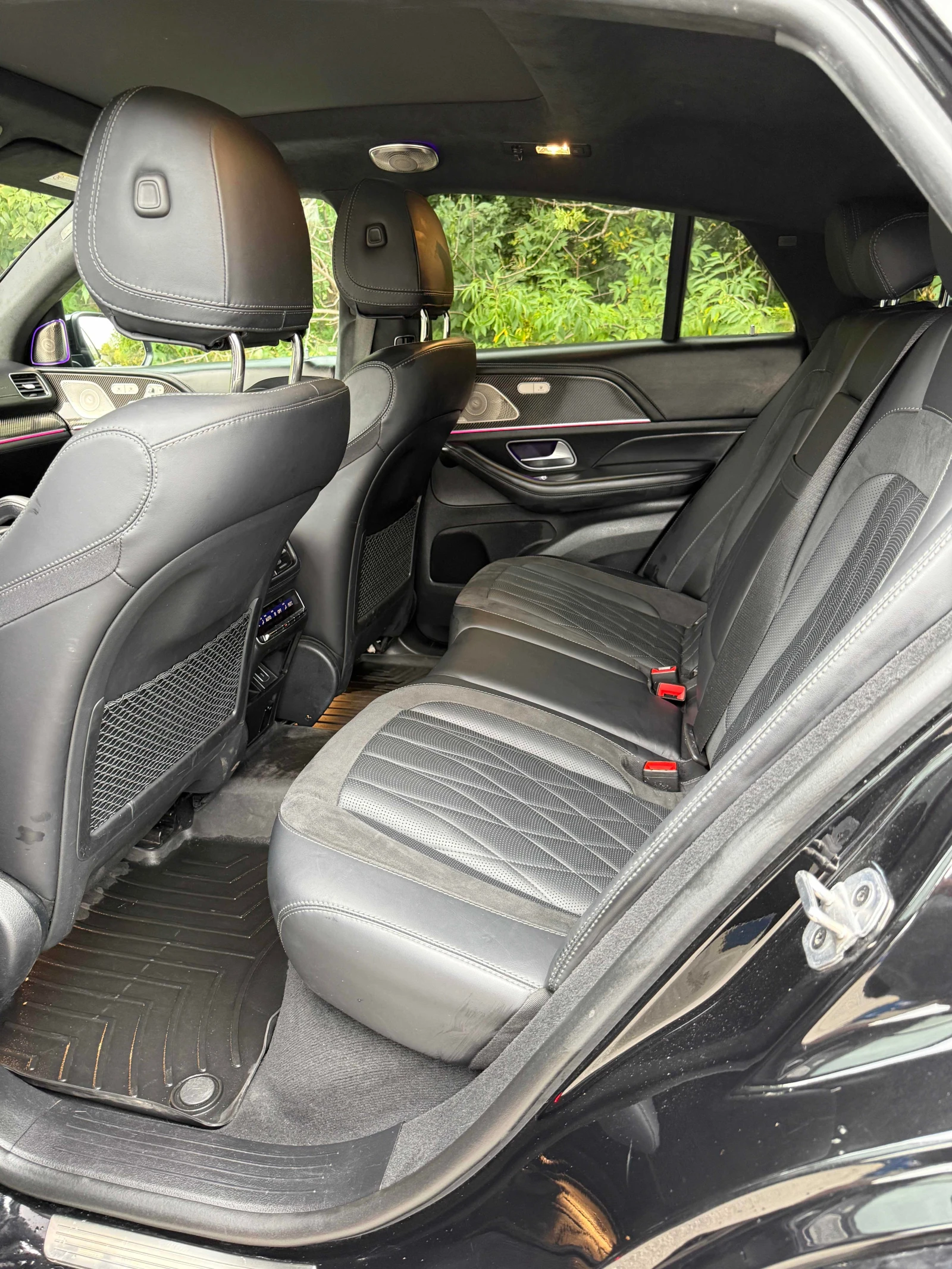 Mercedes-Benz GLE AMG 63 S* CARFAX* АВТОКРЕДИТ * , снимка 16 - Автомобили и джипове - 56094871