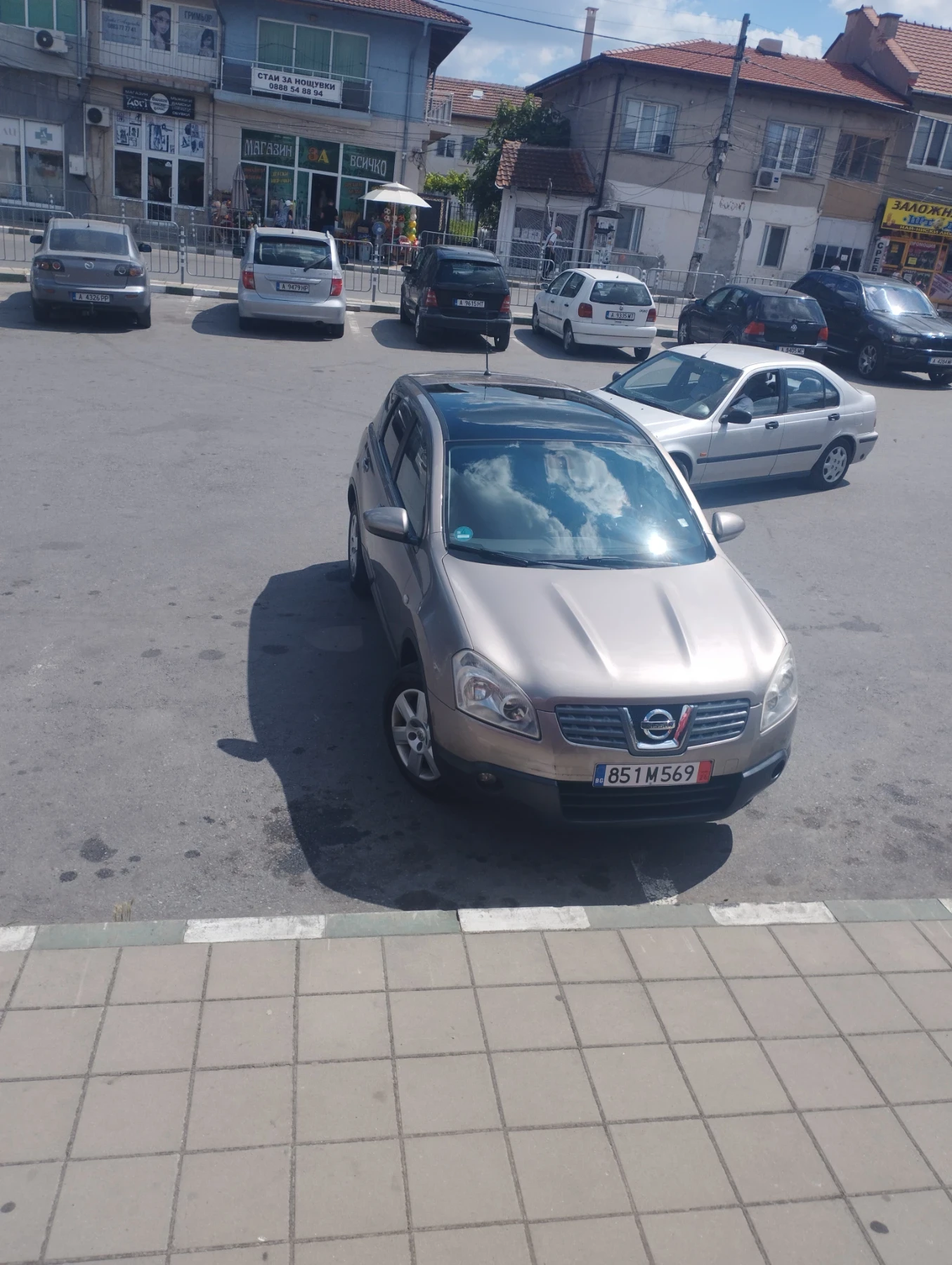 Nissan Qashqai, снимка 2 - Автомобили и джипове - 56319130