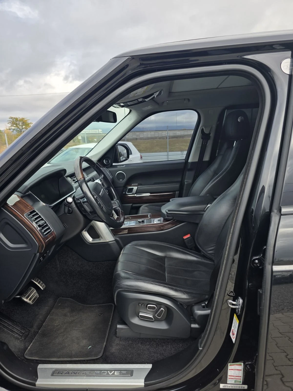 Land Rover Range rover 5.0 v8kompresor, снимка 11 - Автомобили и джипове - 56714058