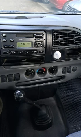 Обява за продажба на Ford Transit 2.5 TDI МЕХАНИЧНА, 103.000км ~8 999 лв. - изображение 6