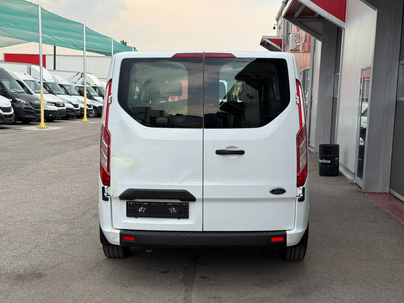 Ford Transit Custom 320 L2 Trend (места 8+ 1)  - изображение 4