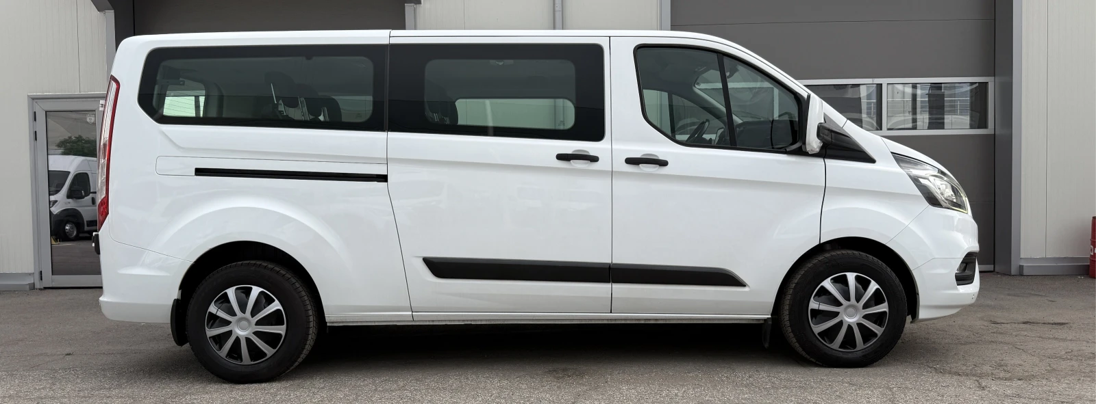 Ford Transit Custom 320 L2 Trend (места 8+ 1)  - изображение 5