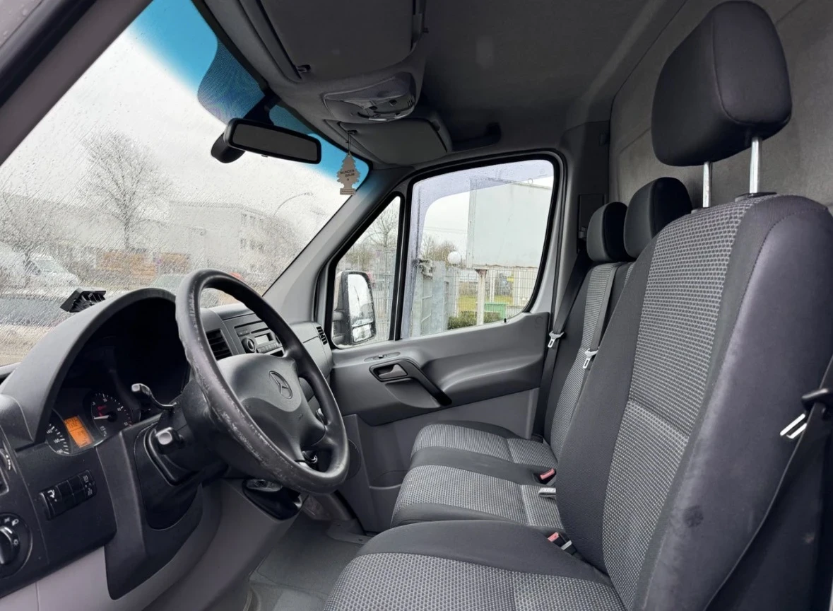 Mercedes-Benz Sprinter 216  - изображение 4