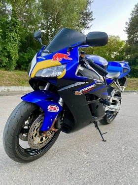 ����� �� �������� �� Honda Cbr Cbr1000rr