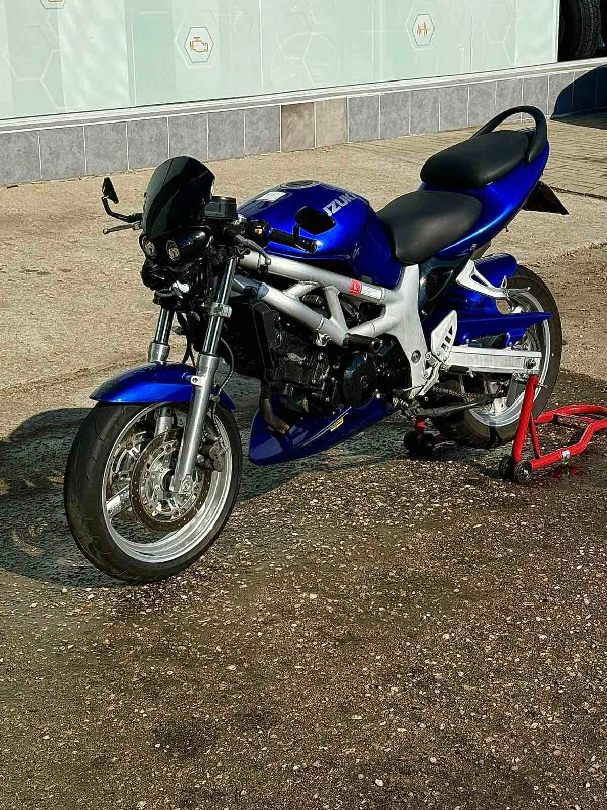 Suzuki SV 650 Naked, снимка 3 - Мотоциклети и мототехника - 55246201