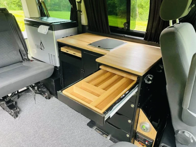 Кемпер VW T5 Offroad camper 4x4 блокаж на диференциал, снимка 9 - Каравани и кемпери - 52327981