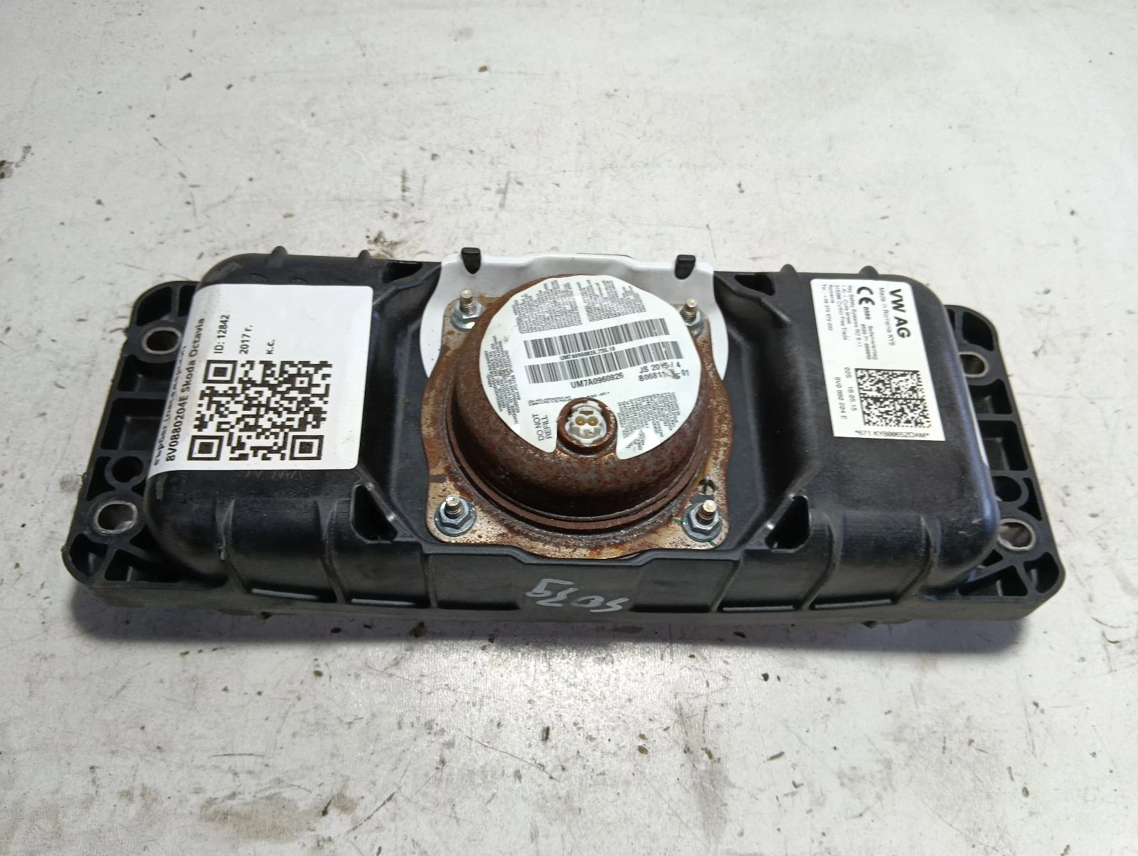еърбег (пасажерски) 8V0880204E Skoda Octavia