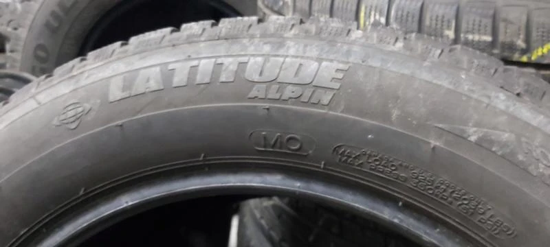 Гуми Зимни 255/55R18, снимка 6 - Гуми и джанти - 35123275