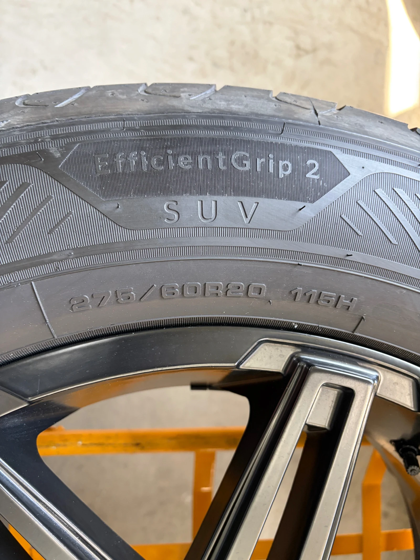 Гуми с джанти Goodyear 265/60R20, снимка 2 - Гуми и джанти - 54316142