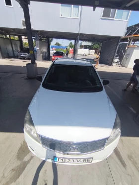 Kia Ceed Напълно обслужена с винетка и ГО, снимка 4