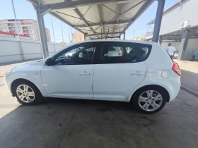 Kia Ceed Напълно обслужена с винетка и ГО, снимка 9