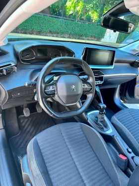 Peugeot 208 1.2 100hp, снимка 15